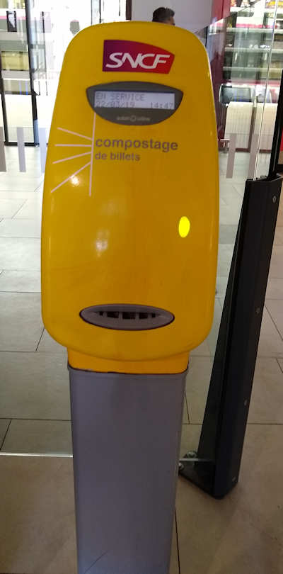 Compostage machine at Nice train station